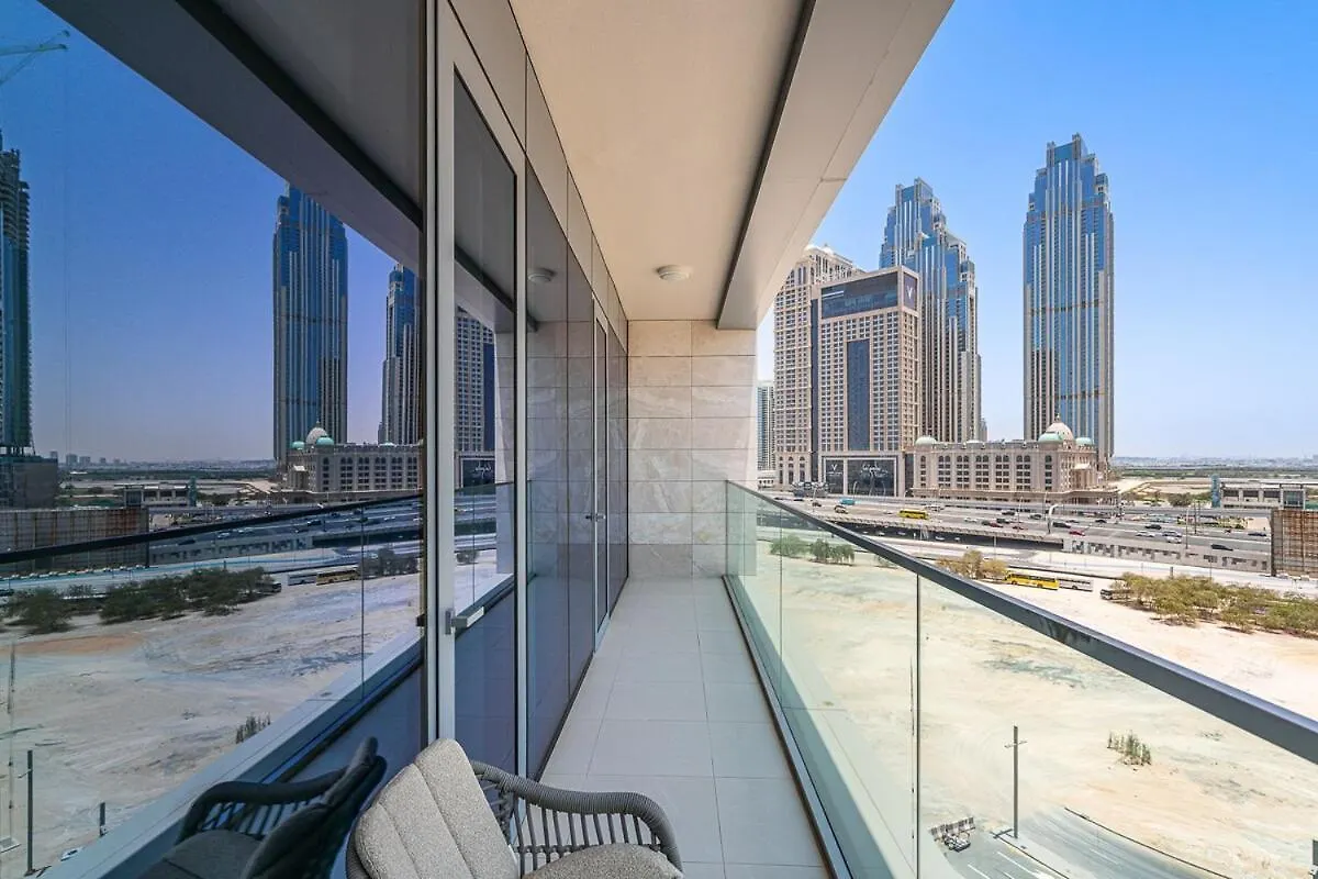 Apartment Grand 3Br Apt With Pool, Gym And 2 Parking Spaces Dubai United Arab Emirates