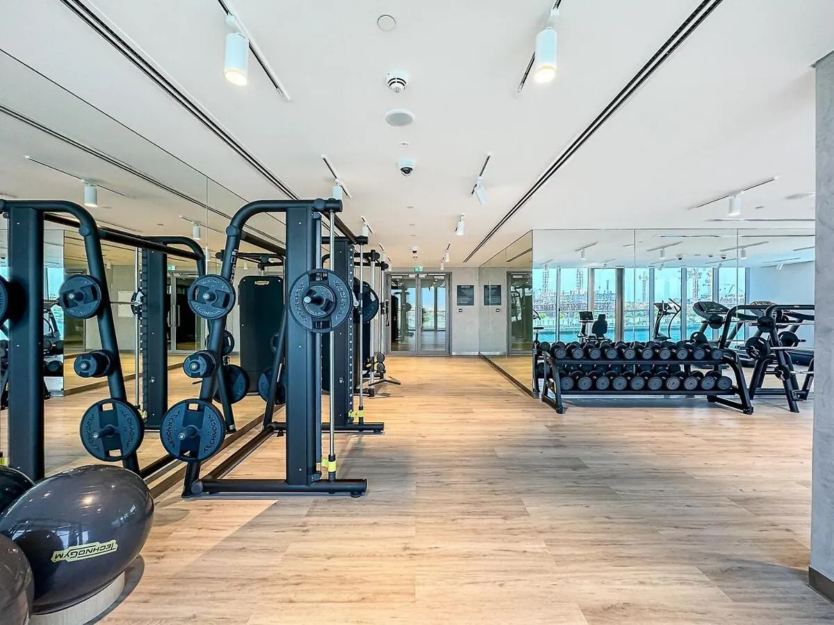 Apartment Grand 3Br Apt With Pool, Gym And 2 Parking Spaces Dubai