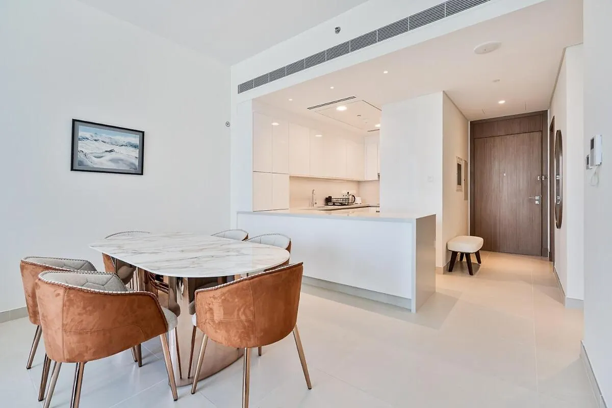 Grand 3Br Apt With Pool, Gym And 2 Parking Spaces Dubai 0*,  United Arab Emirates