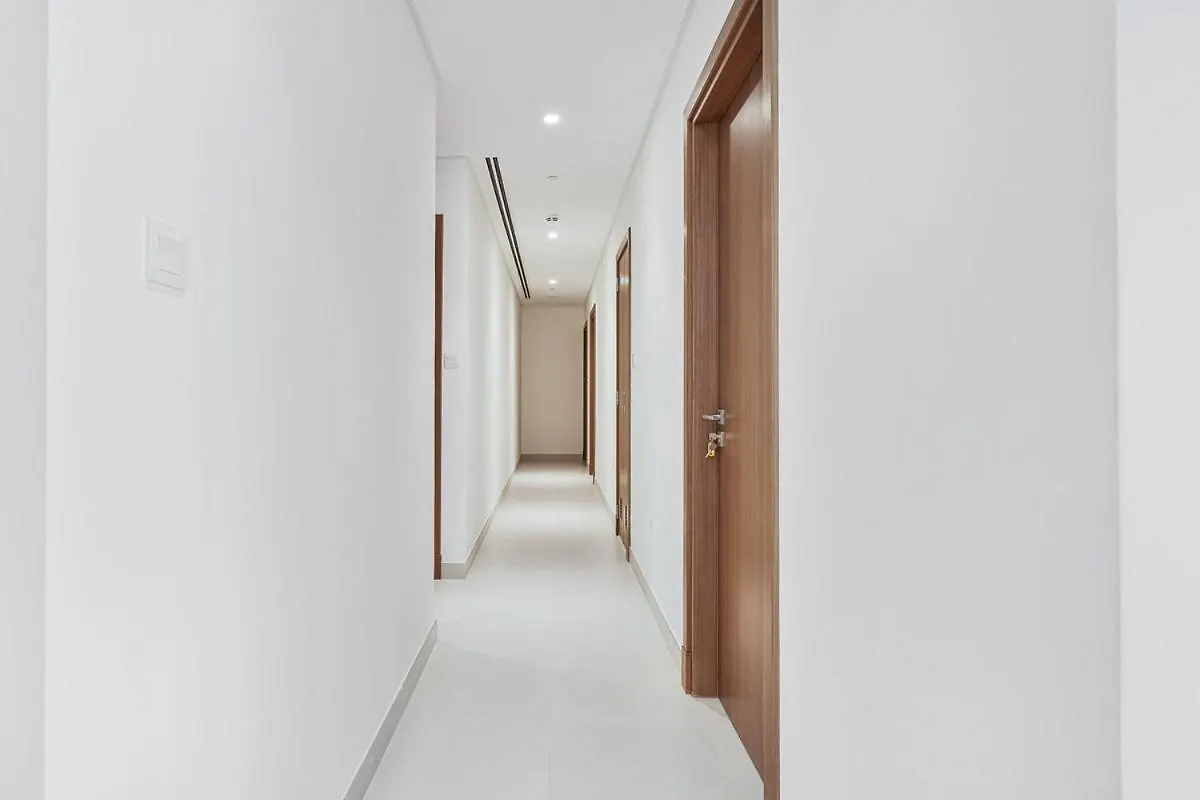 Grand 3Br Apt With Pool, Gym And 2 Parking Spaces Dubai