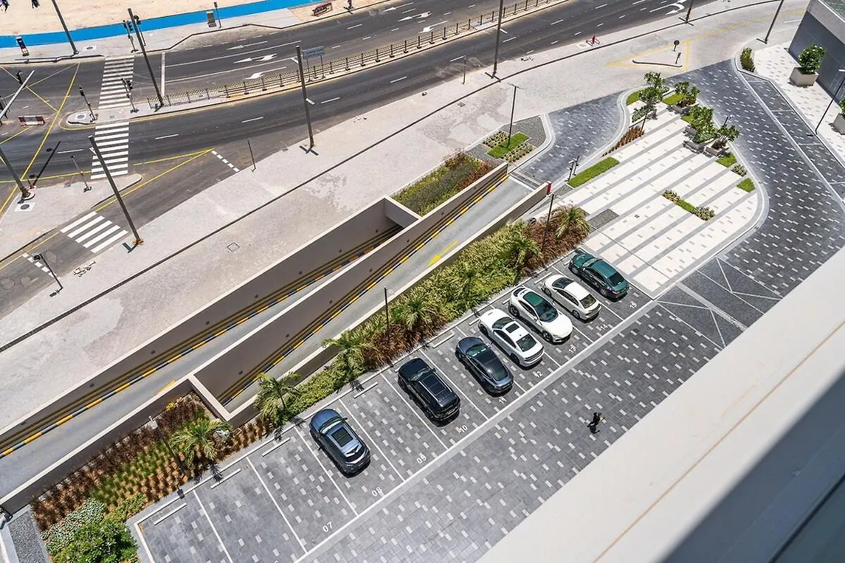 Grand 3Br Apt With Pool, Gym And 2 Parking Spaces Dubai